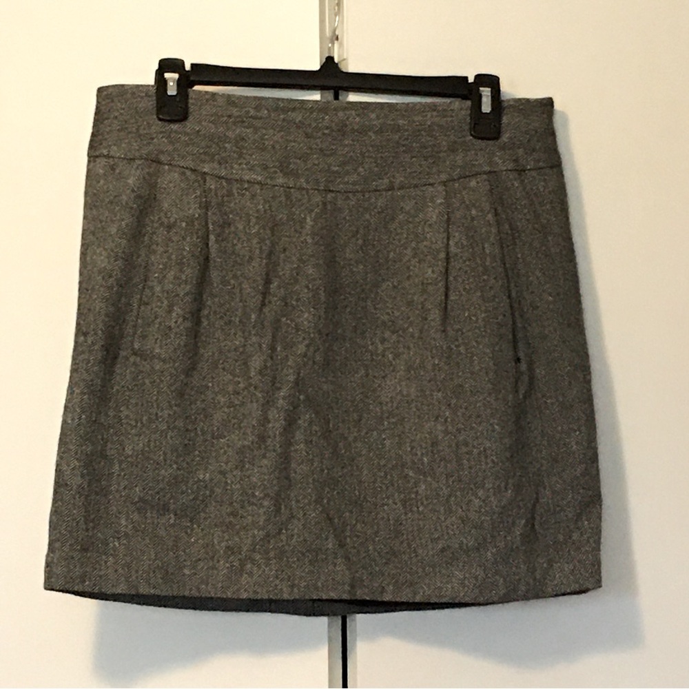 💚2 for $10💚 Ann Taylor LOFT Wool Mini Skirt with Pockets, Size 10